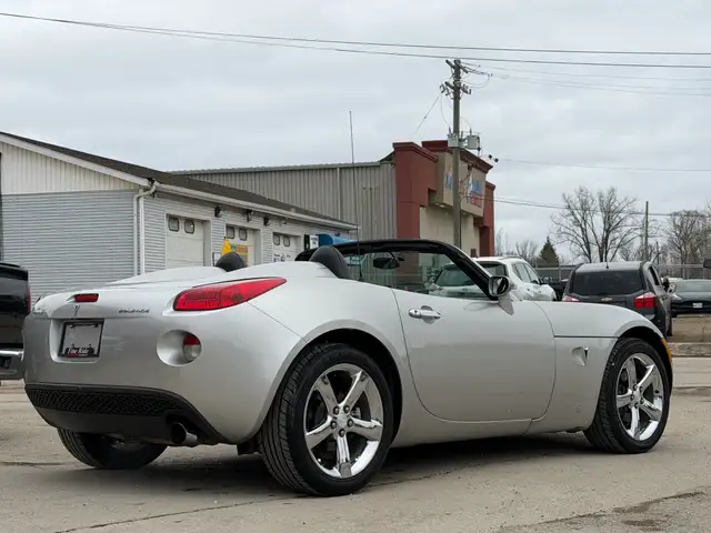 2007 Pontiac Solstice Convertible ONLY 136,000KMS! - Photo 5