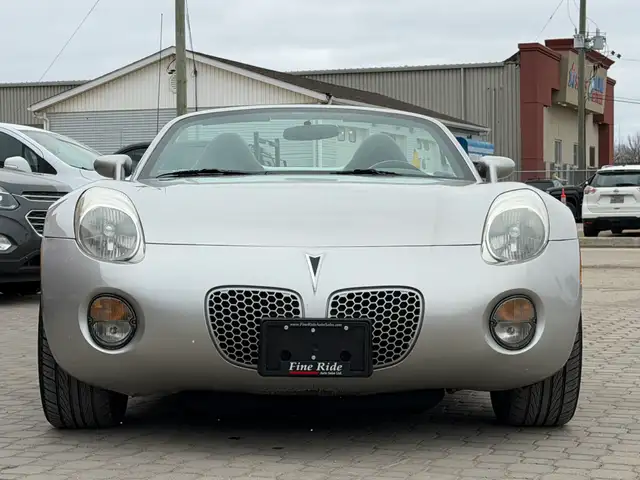 2007 Pontiac Solstice Convertible ONLY 136,000KMS! - Photo 8