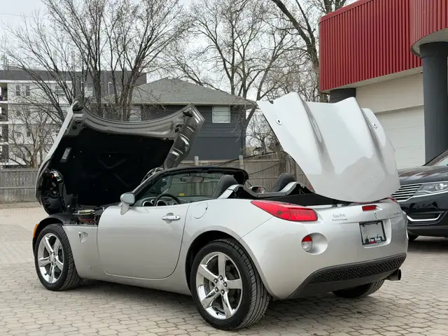 2007 Pontiac Solstice Convertible ONLY 136,000KMS! - Photo 11