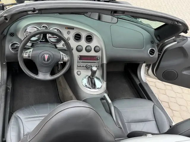 2007 Pontiac Solstice Convertible ONLY 136,000KMS! - Photo 18