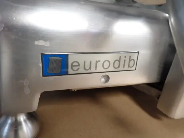 Electric Meat Slicer - Photo 3
