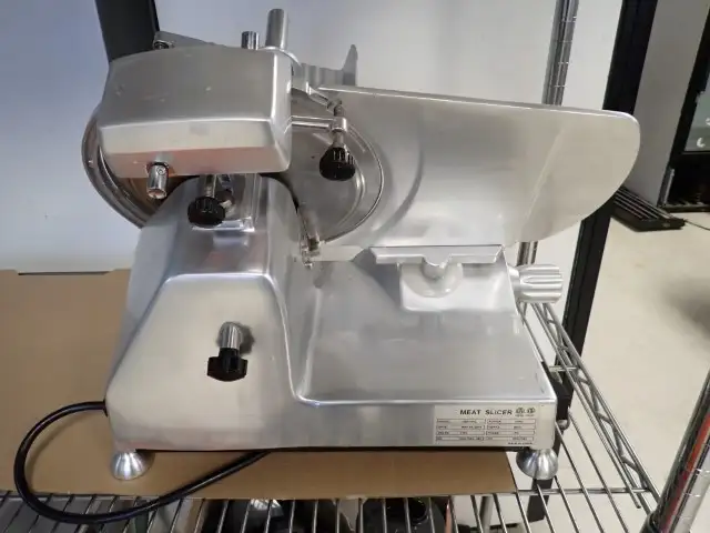 Electric Meat Slicer - Photo 5