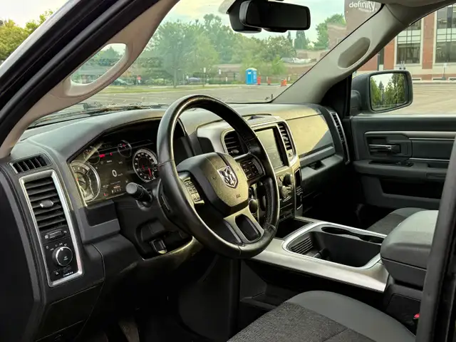 2019 RAM 1500 BIG HORN 4X4! ECODIESEL! BLACKED OUT! - Photo 6