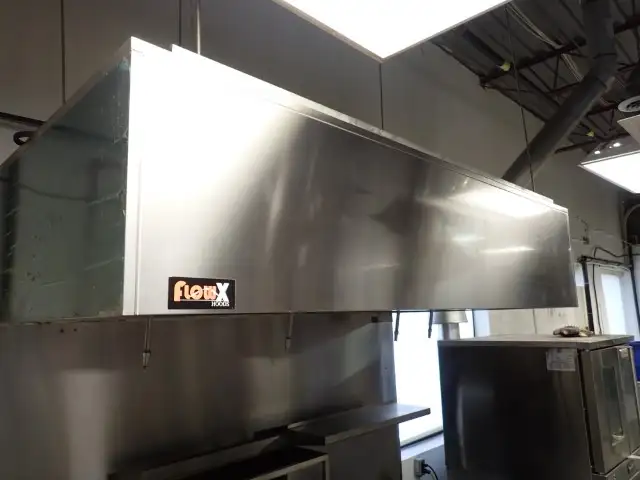Commercial Kitchen Hood - Photo 2