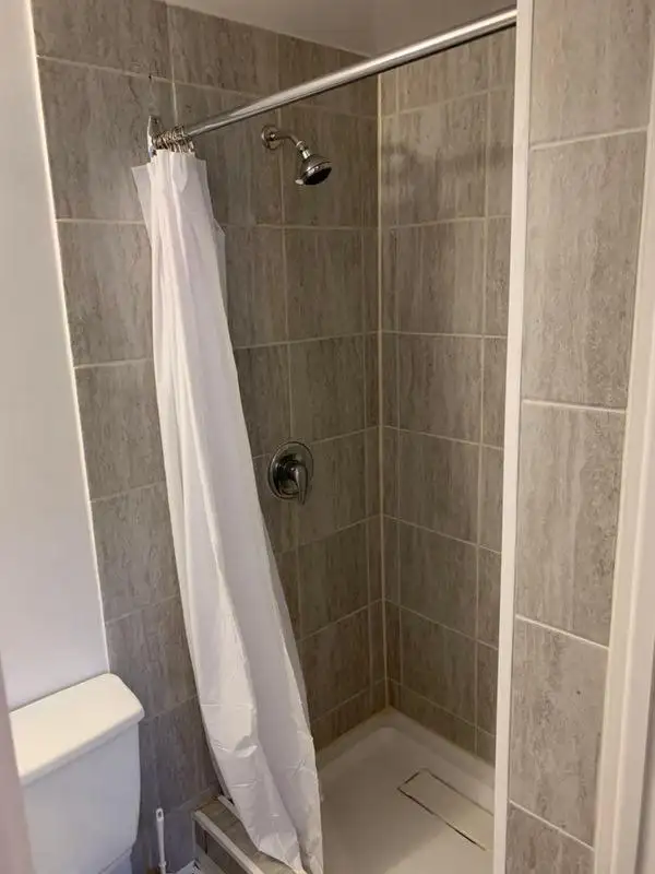 Appartement bachelor à louer à la ville LaSalle - Photo 3