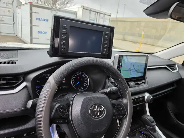FOR SALE 2019 RAV4 - Photo 2