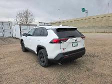 FOR SALE 2019 RAV4 - Photo 4