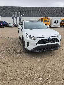 FOR SALE 2019 RAV4 - Photo 5