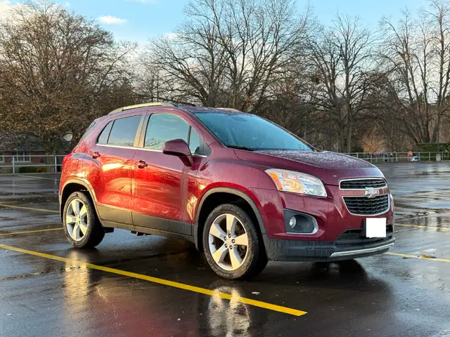 2014 CHEVROLET TRAX LTZ AWD! LOW KM! LOADED!