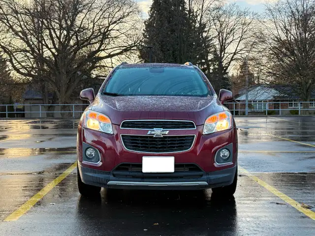 2014 CHEVROLET TRAX LTZ AWD! LOW KM! LOADED! - Photo 2