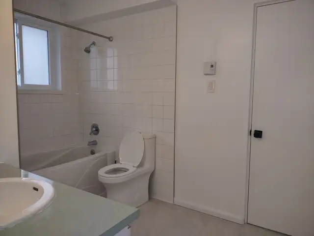 Grand appartement 5 ½ totalement rénové à louer à Chambly - Photo 9