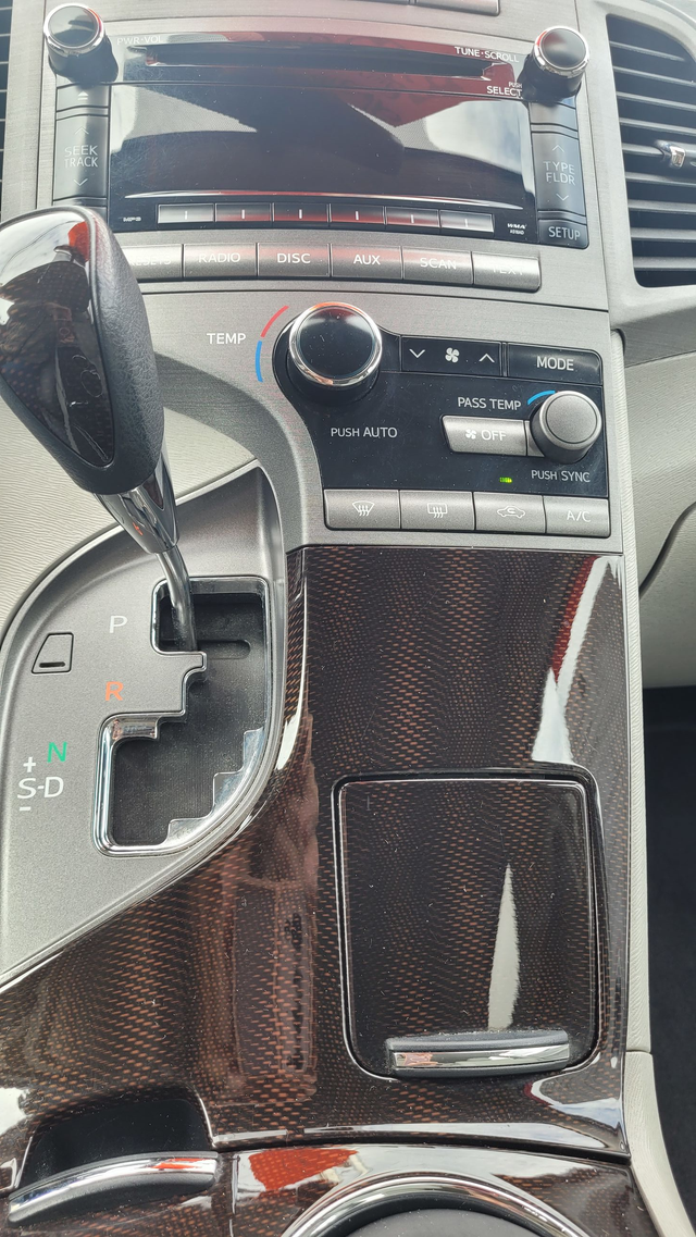 2010 Toyota Venza V6 - Photo 16