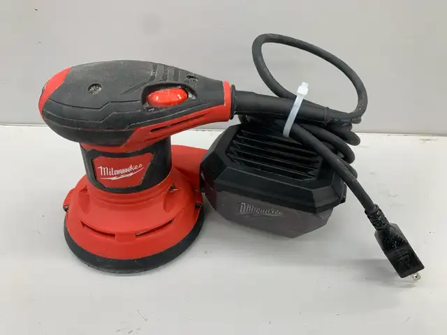 Milwaukee 6034 Orbital Sander