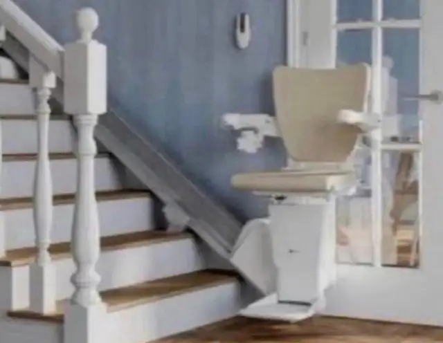 Stairlift Handicare 1100 Model 7 Steps 2 AVAILABLE
