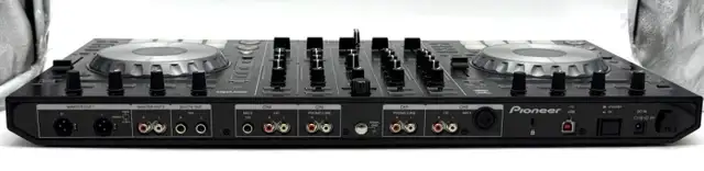 Pioneer DJ DDJ-SX2 Serato DJ Controller w/ hard case $899 - Photo 7