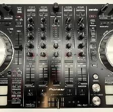Pioneer DJ DDJ-SX2 Serato DJ Controller w/ hard case $899 - Photo 10