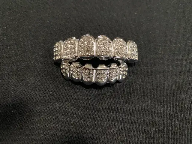 Diamond Silver Grillz Hip Hop Bling