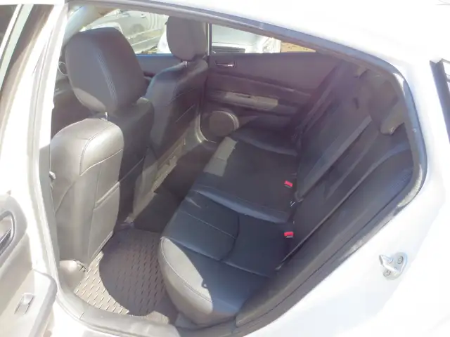 2010 Mazda Mazda6 GT V6 | Htd Lthr/Sunroof/BSM/AUX ~ Only 148k - Photo 10