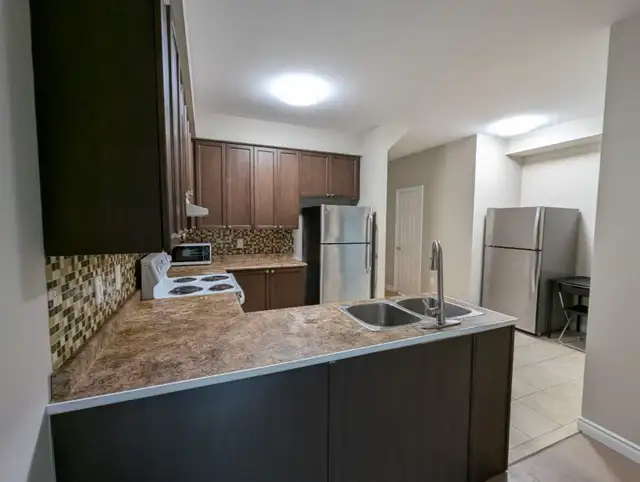YorkU Village Room For Rent - Photo 5
