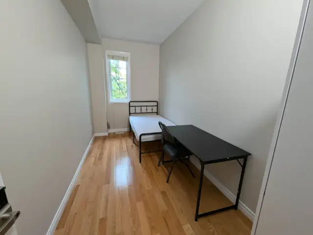 YorkU Village Room For Rent - Photo 7