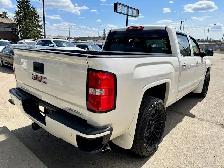 2015 GMC SIERRA 1500 DENALI – 5.3L V8 – 4X4   146,750 KM - Photo 6