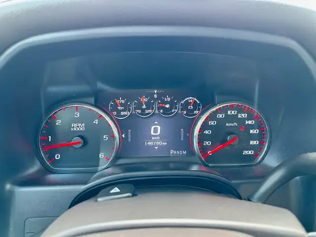 2015 GMC SIERRA 1500 DENALI – 5.3L V8 – 4X4   146,750 KM - Photo 20