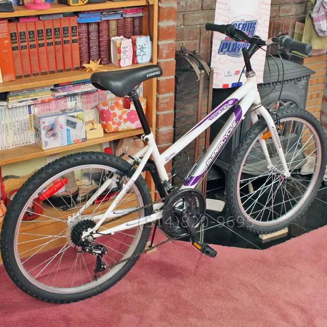 Vélo montagne femme 24' cadre TRÈS PETIT Supercycle SC1800 NEUVE - Photo 5