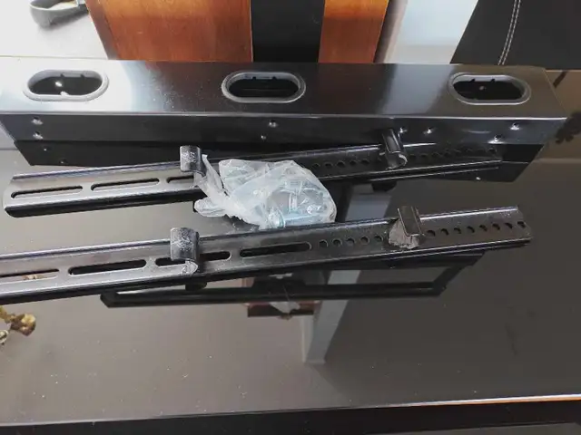TV & Entertainment Stand - Photo 6