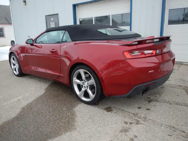2016 Chevrolet Camaro SS Convertible 6.2L V8 - Photo 3
