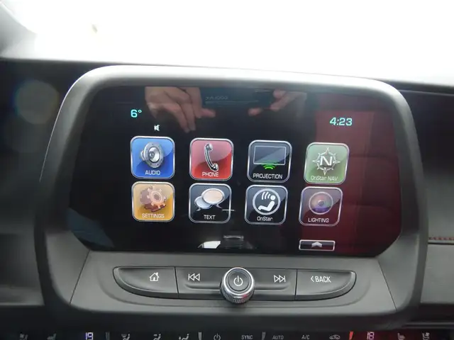 2016 Chevrolet Camaro SS Convertible 6.2L V8 - Photo 17