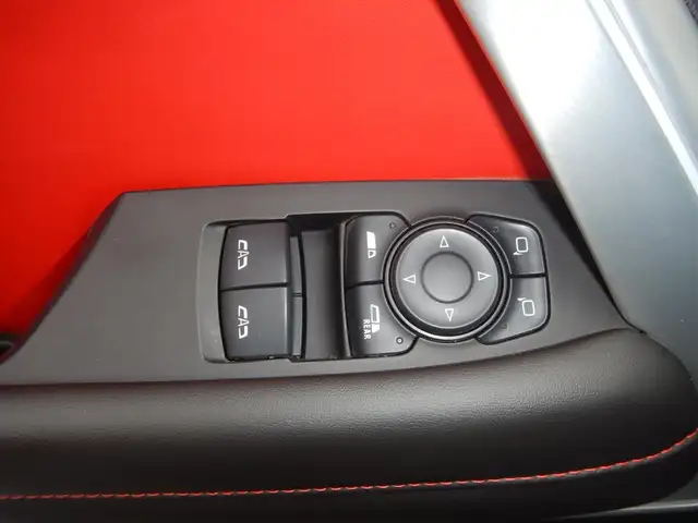 2016 Chevrolet Camaro SS Convertible 6.2L V8 - Photo 21