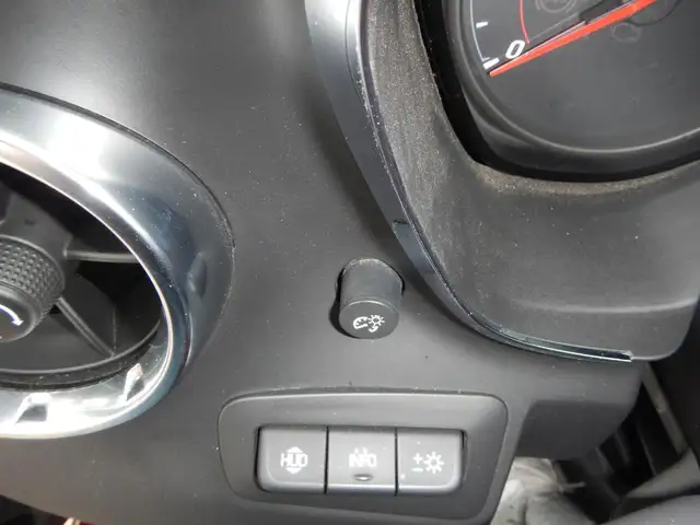 2016 Chevrolet Camaro SS Convertible 6.2L V8 - Photo 22