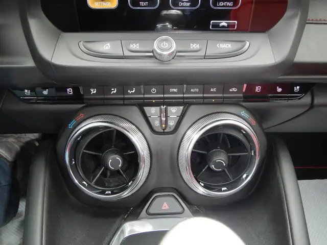 2016 Chevrolet Camaro SS Convertible 6.2L V8 - Photo 25