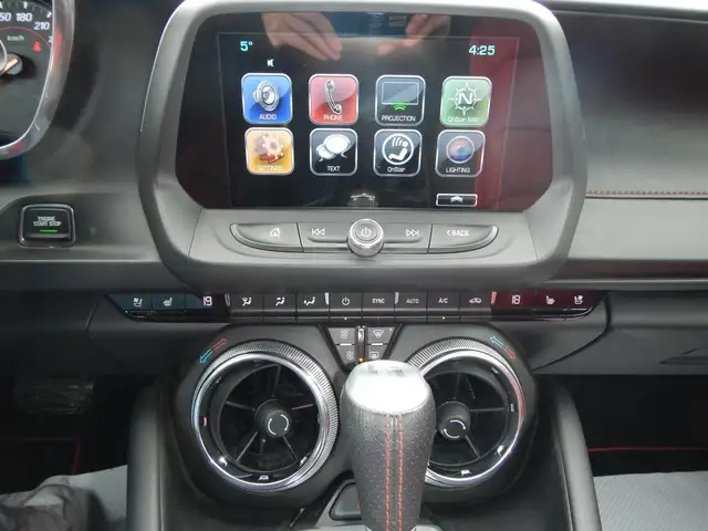 2016 Chevrolet Camaro SS Convertible 6.2L V8 - Photo 26