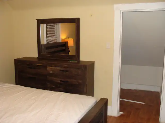 ROOM for rent / CHAMBRE a louer Universite de Moncton Sunny Brae - Photo 3
