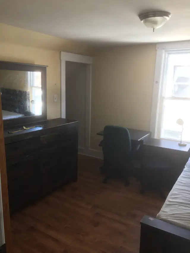 ROOM for rent / CHAMBRE a louer Universite de Moncton Sunny Brae - Photo 10