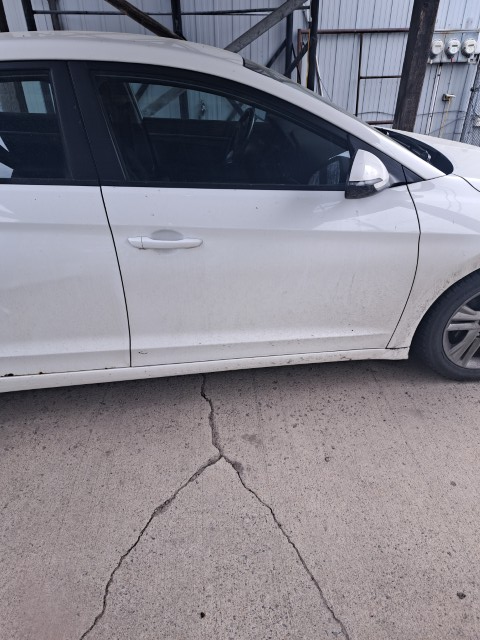 2019 Hyundai Elantra Preferred, Korean Built - Photo 3