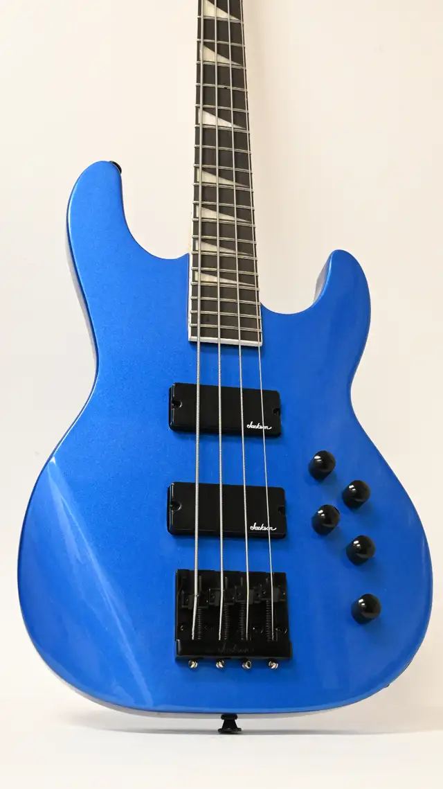 Jackson Bass JS3 with hard case good condition in Metallic Blue - Photo 10