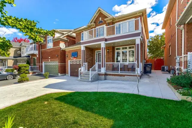3 bedroom detach house for rent from June 01