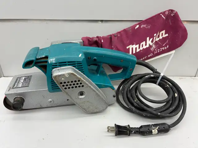 Makita 9924DB Belt Sander