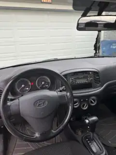 2008 Hyundai Accent - Photo 6