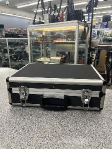 No Name Flight Case