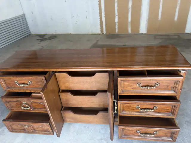 Free delivery used Vintage Wood Dresser with 9 Drawers - Photo 8