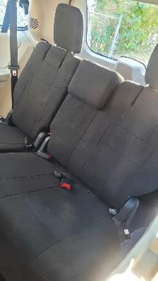 2011 6L V6 Grand Dodge Caravan for sale! - Photo 8