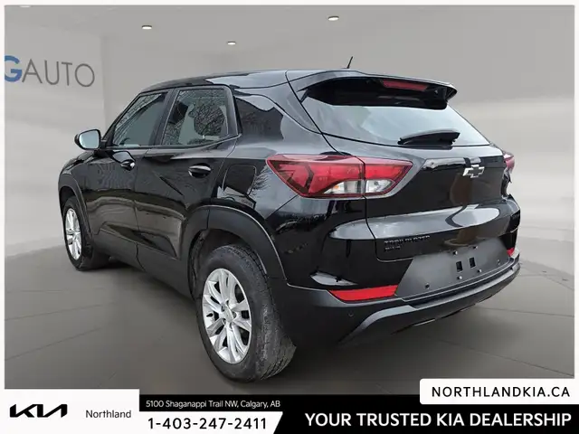 2021 Chevrolet TrailBlazer LS - Photo 2