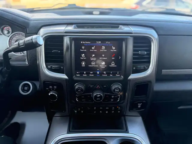 2018 Ram 3500 LIMITED MEGACAB 4X4 6'4 BOX /1 OWNER NO ACCIDENTS - Photo 17