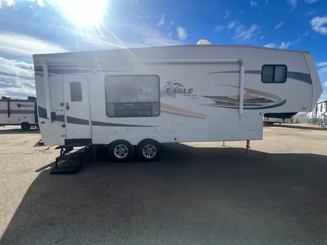 2009 Jayco Eagle  255RKS REAR KITCHEN, COUPLES UNIT