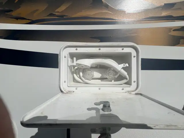 2009 Jayco Eagle  255RKS REAR KITCHEN, COUPLES UNIT - Photo 11
