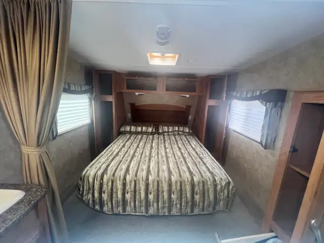 2009 Jayco Eagle  255RKS REAR KITCHEN, COUPLES UNIT - Photo 19