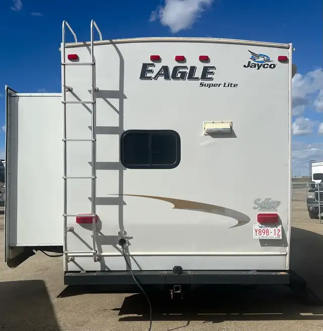 2009 Jayco Eagle  255RKS REAR KITCHEN, COUPLES UNIT - Photo 30